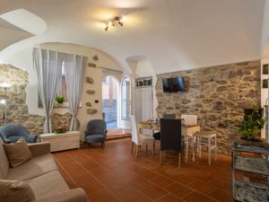 Ferienwohnung für 5 Personen (80 m²) in Cisano Sul Neva