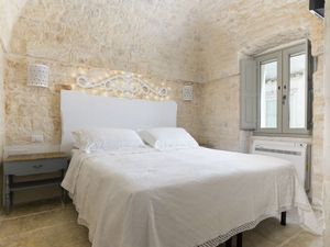 24048075-Ferienwohnung-2-Cisternino-300x225-3