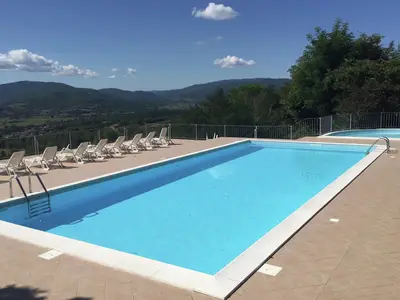 PoolOfHouse