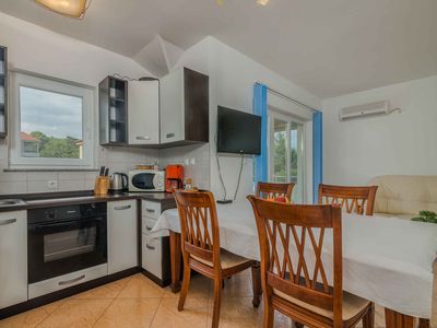 Ferienwohnung für 4 Personen (55 m²) in Čižići 7/10