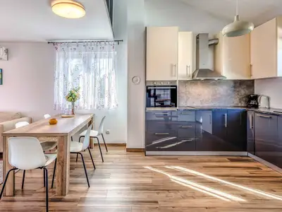 Ferienwohnung für 4 Personen (55 m²) in Čižići 6/10