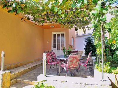 Ferienwohnung für 6 Personen (80 m²) in Čižići 1/10