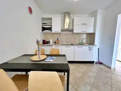 Ferienwohnung für 4 Personen (35 m²) in Čižići 2/10