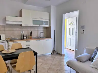 Ferienwohnung für 4 Personen (35 m²) in Čižići 3/10