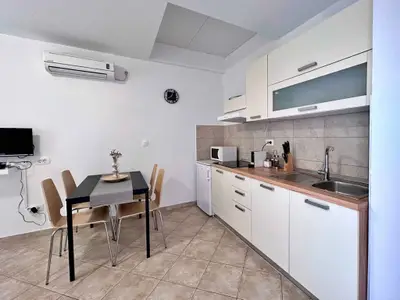 Ferienwohnung für 4 Personen (35 m²) in Čižići 6/10