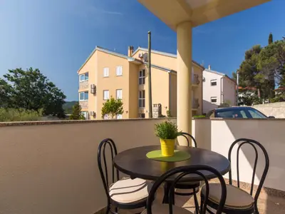 Ferienwohnung für 4 Personen (40 m²) in Čižići 4/10