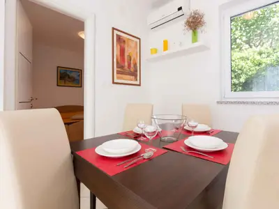 Ferienwohnung für 4 Personen (40 m²) in Čižići 7/10