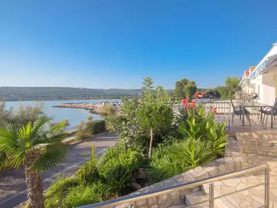 Ferienwohnung für 3 Personen (35 m²) in Čižići 1/10