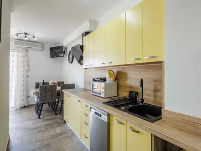Ferienwohnung für 4 Personen (55 m²) in Čižići 8/10