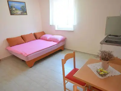 Ferienwohnung für 2 Personen (20 m²) in Čižići 9/10