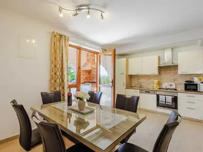 Ferienwohnung für 5 Personen (60 m²) in Čižići 9/10