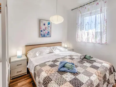 Ferienwohnung für 4 Personen (55 m²) in Čižići 8/10
