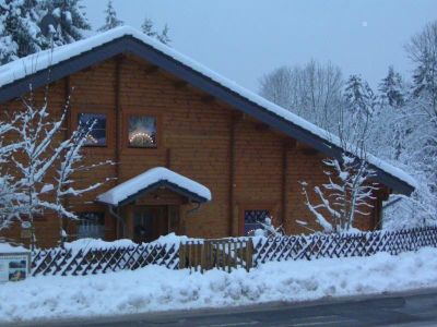 Außenansicht des Gebäudes. Advent im Harz