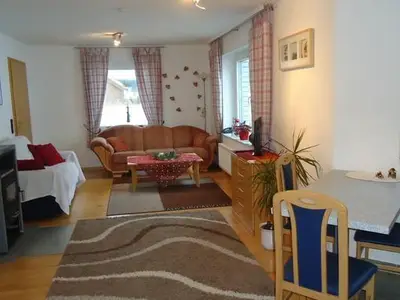 Wohnraum mit Sprecksteinofen