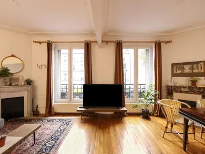 DiningRoom
