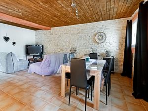 24001529-Ferienwohnung-6-Codognan-300x225-3