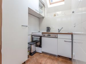 23760670-Ferienwohnung-4-Col-300x225-2