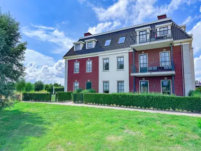 Außenseite Ferienhaus [Sommer]