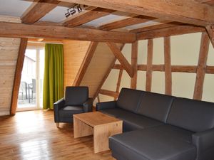 23826793-Ferienwohnung-4-Colmberg-300x225-1