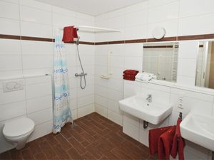 23826727-Ferienwohnung-6-Colmberg-300x225-5