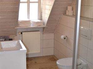 23826822-Ferienwohnung-6-Colmberg-300x225-3