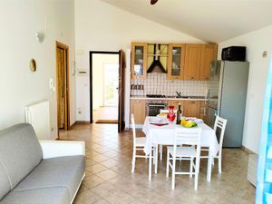 23079685-Ferienwohnung-4-Cologna Spiaggia-300x225-3