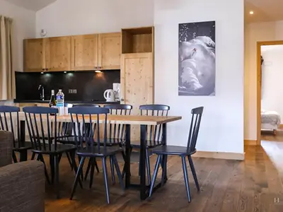 DiningRoom