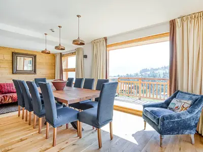 DiningRoom