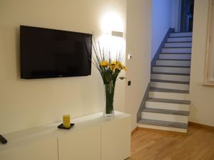 22807575-Ferienwohnung-4-Como-300x225-3