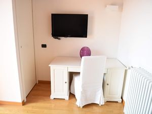 22808081-Ferienwohnung-6-Como-300x225-5