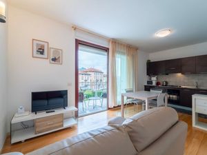 23579393-Ferienwohnung-2-Como-300x225-4