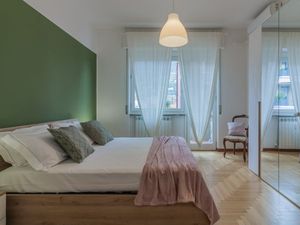 23663622-Ferienwohnung-5-Como-300x225-3