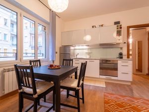 23674333-Ferienwohnung-2-Como-300x225-3