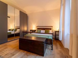 23924906-Ferienwohnung-2-Como-300x225-3