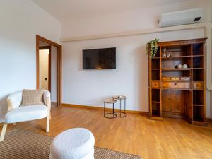 24016554-Ferienwohnung-4-Como-300x225-5