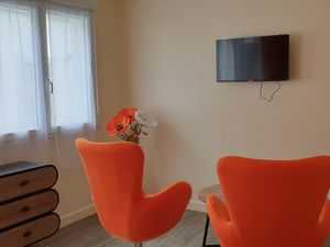 Wohnzimmer + TV