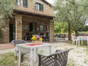 Ferienwohnung für 8 Personen (100 m&sup2;) in Corchiano