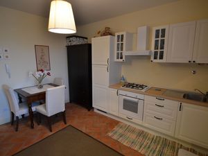 19351019-Ferienwohnung-4-Coriano-300x225-5