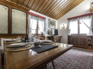 21663901-Ferienwohnung-6-Cortina D'Ampezzo-300x225-3