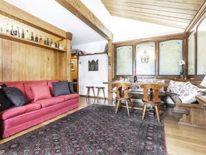 21663901-Ferienwohnung-6-Cortina D'Ampezzo-300x225-2