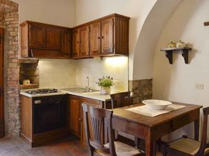 23770619-Ferienwohnung-4-Cortona-300x225-3