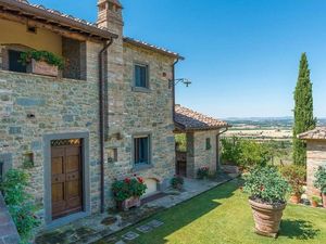 22935293-Ferienwohnung-10-Cortona-300x225-1