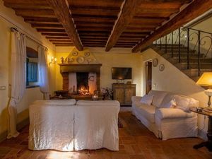 22935293-Ferienwohnung-10-Cortona-300x225-5