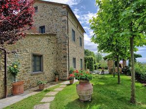 22232477-Ferienwohnung-8-Cortona-300x225-3