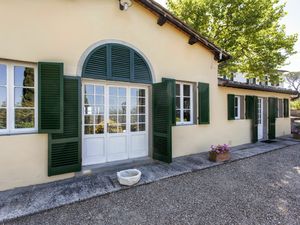 23894365-Ferienwohnung-2-Cortona-300x225-5