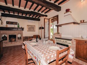 23720856-Ferienwohnung-4-Cortona-300x225-1