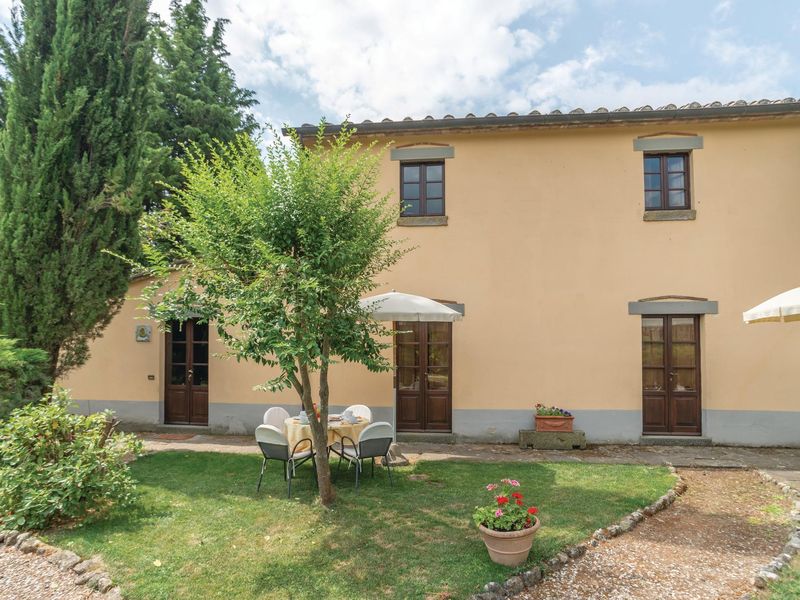 23722997-Ferienwohnung-4-Cortona-800x600-1