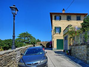 24029734-Ferienwohnung-2-Cortona-300x225-1