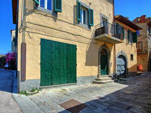 24029734-Ferienwohnung-2-Cortona-300x225-4