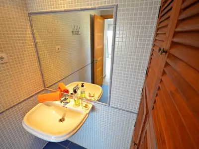 Bad/Dusche. Gemeinschaftsbadezimmer